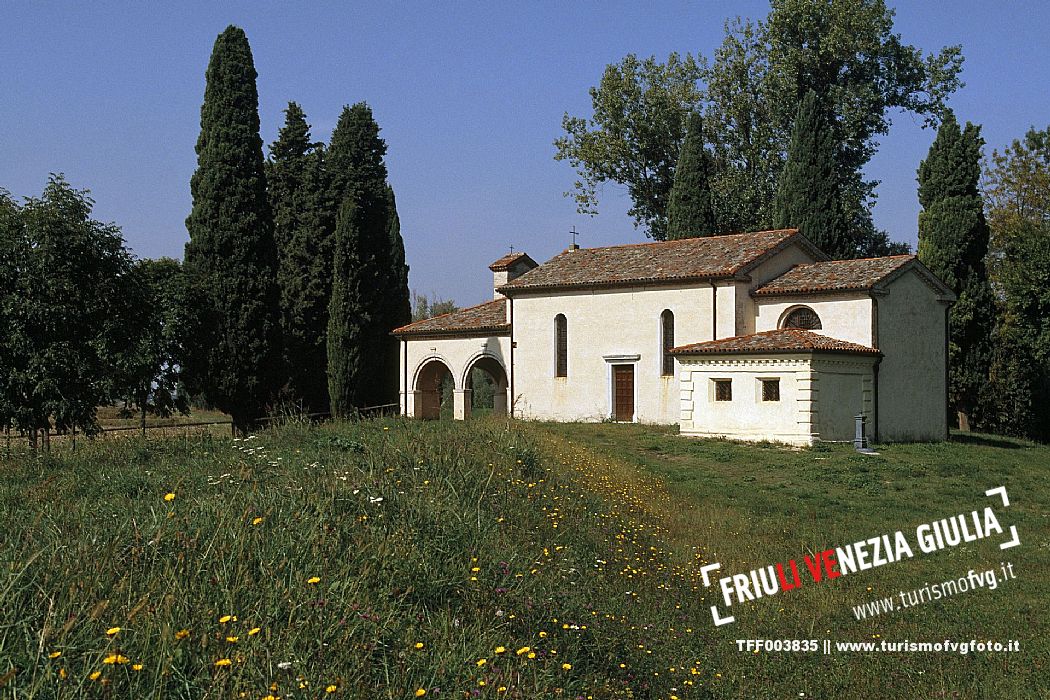 Precenicco(Chiesa Madonna della Neve)